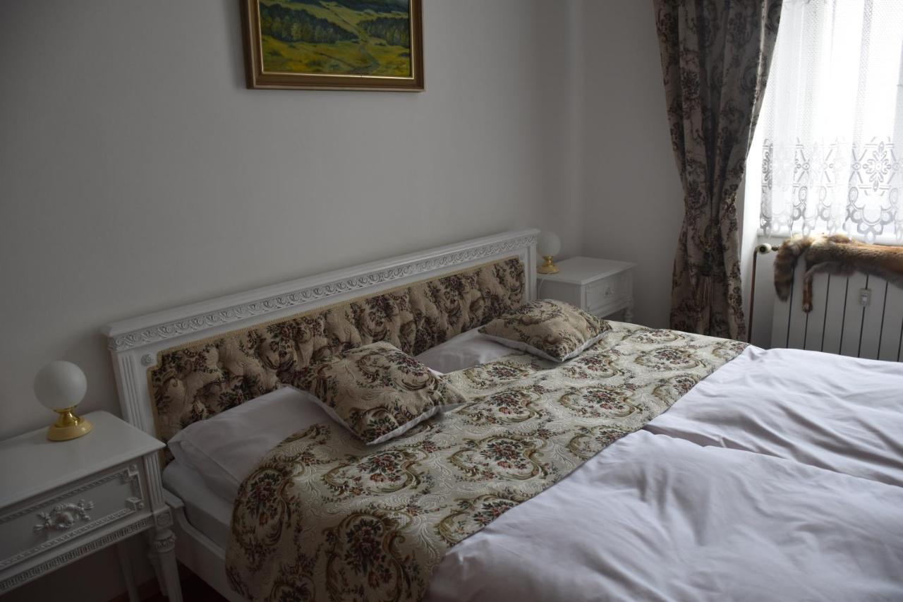 Lovecky Apartman Na Namesti Ve Frenstate Pod Radhostem Frenštát pod Radhoštěm Extérieur photo