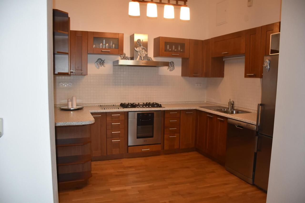 Lovecky Apartman Na Namesti Ve Frenstate Pod Radhostem Frenštát pod Radhoštěm Extérieur photo